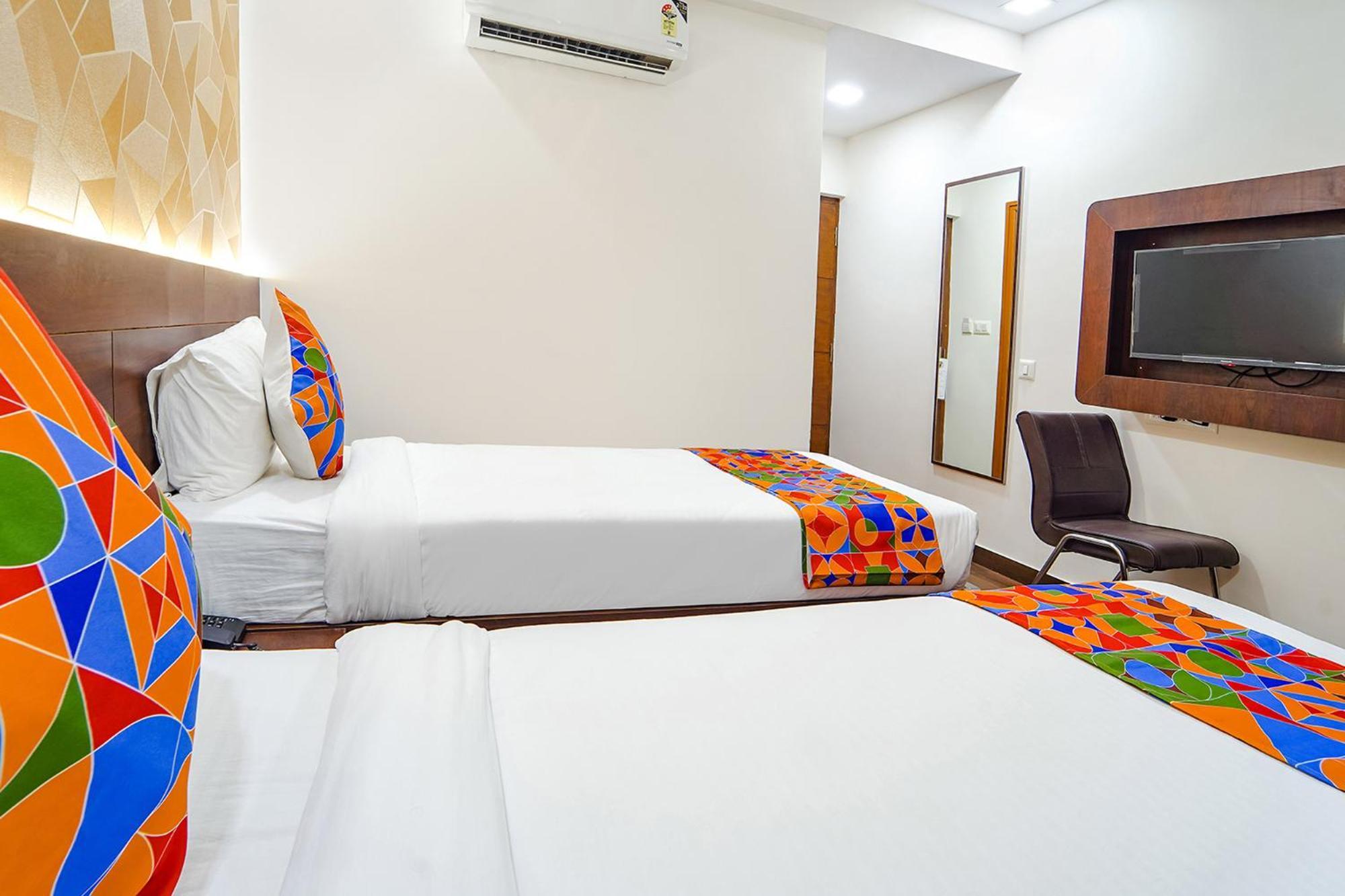 Fabhotel Ellegant Inn バンガロール エクステリア 写真