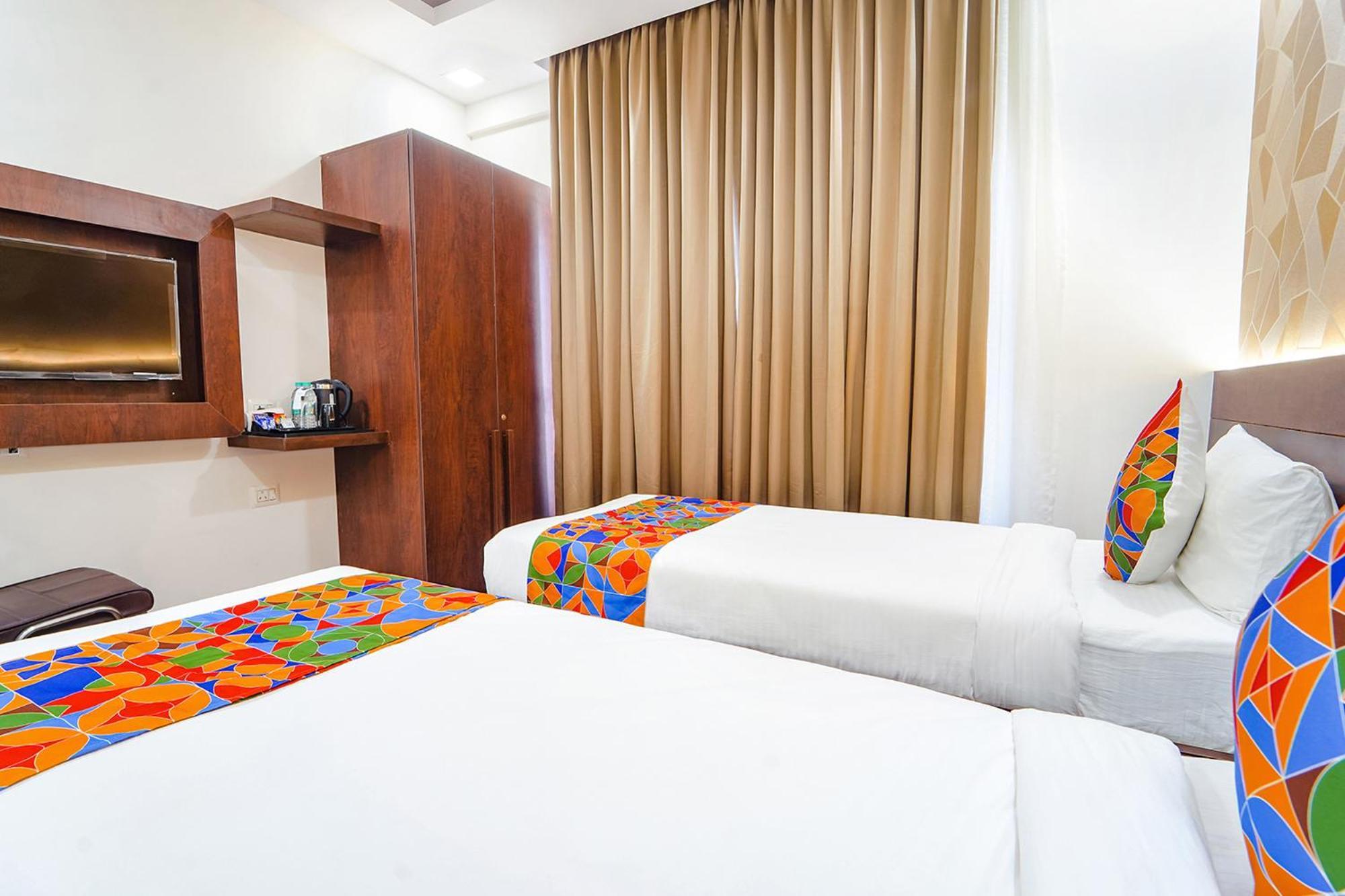 Fabhotel Ellegant Inn バンガロール エクステリア 写真